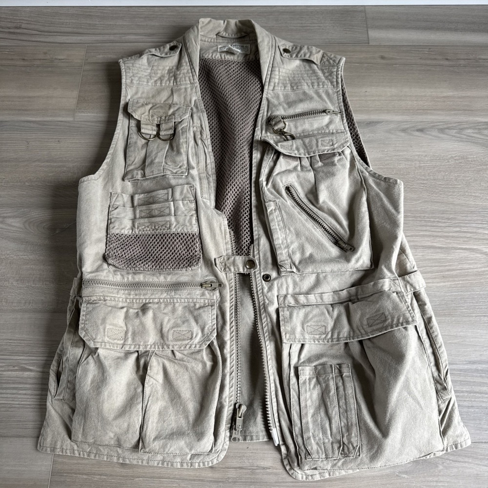 Vintage Banana Republic Mens Sz M Safari Photo Fishing Hunting Pocket Khaki Vest